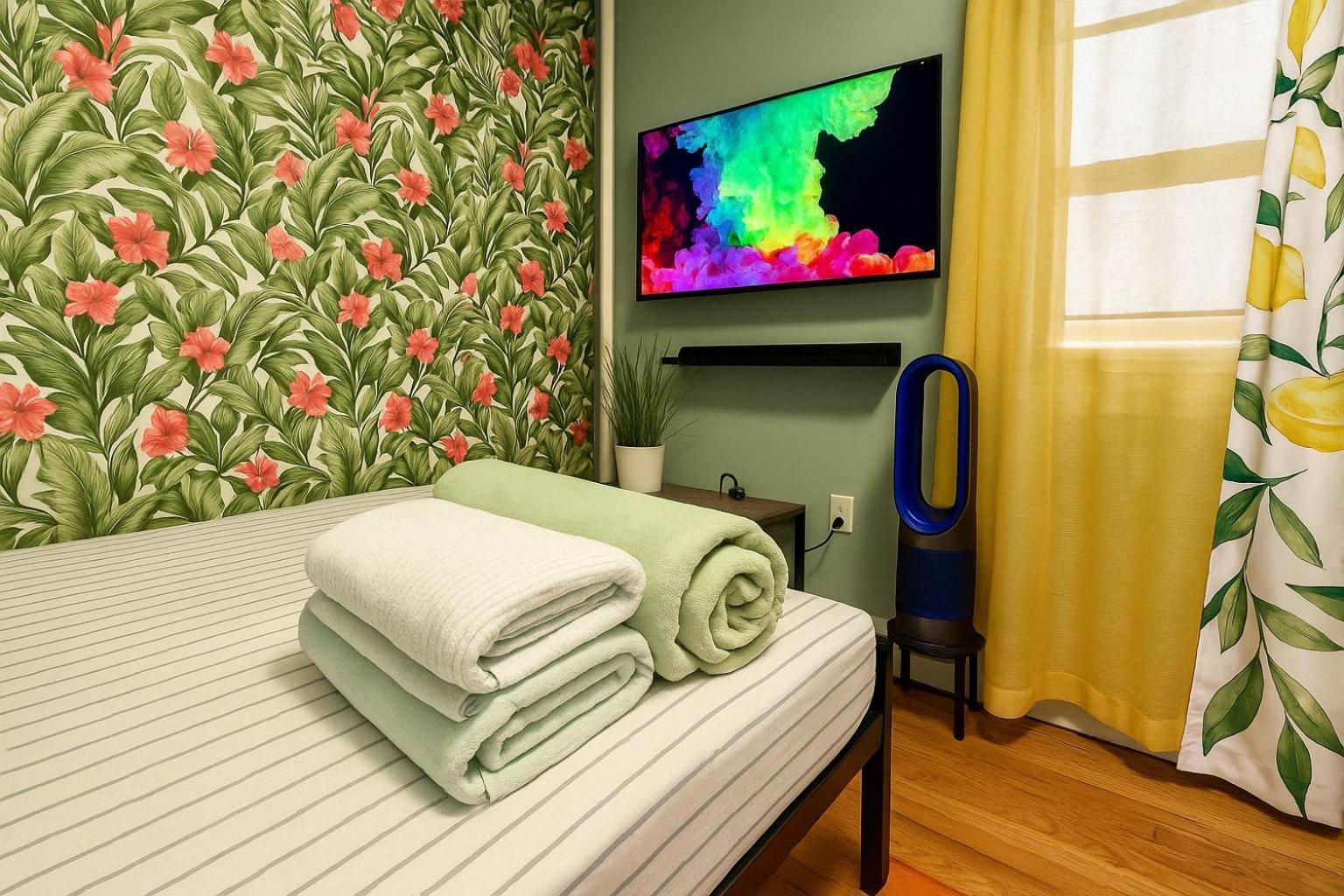 Tropical Comfort Room In Harlem Cozy Stay With Snacks & Style New York Luaran gambar